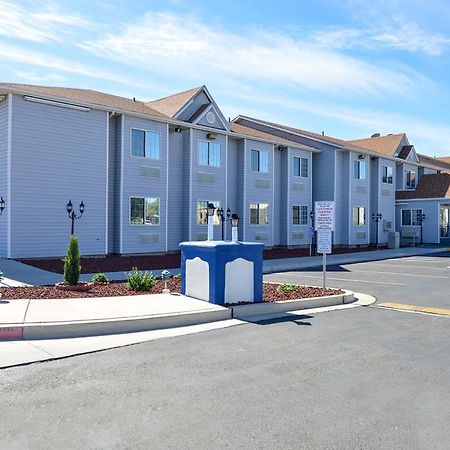 Quality Inn & Suites Near Nas פאלון מראה חיצוני תמונה
