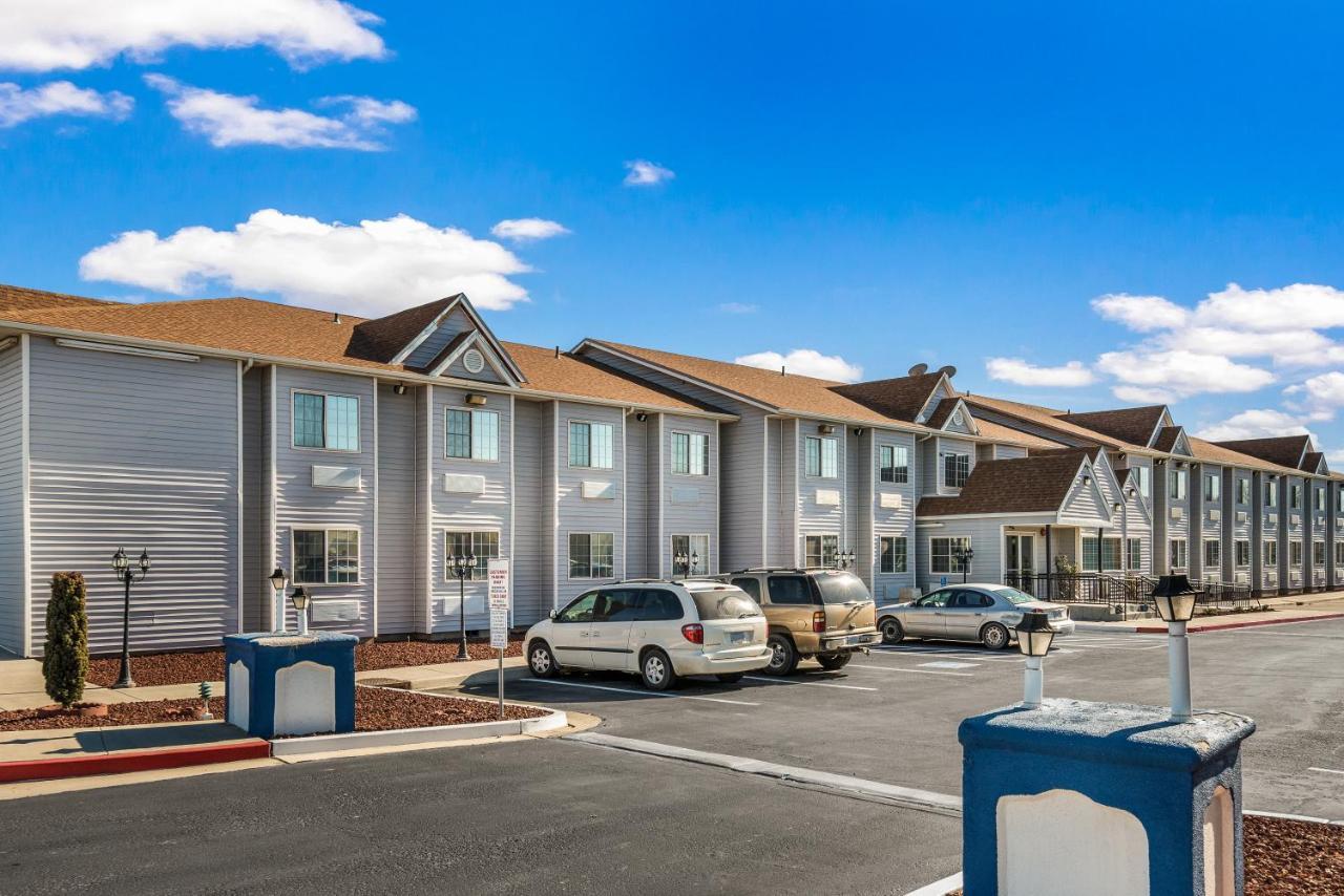 Quality Inn & Suites Near Nas פאלון מראה חיצוני תמונה