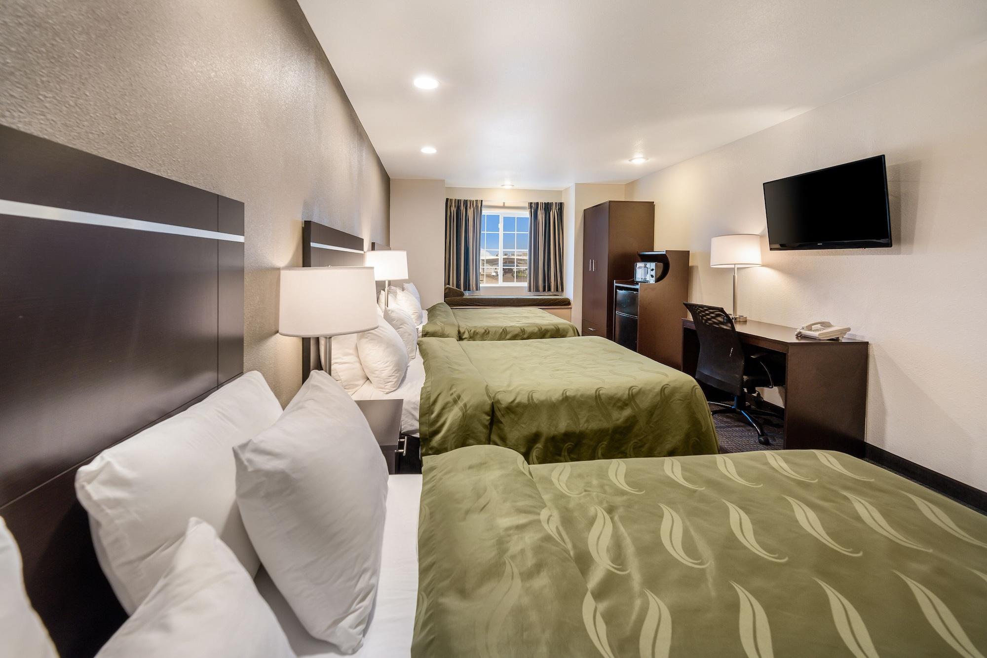 Quality Inn & Suites Near Nas פאלון מראה חיצוני תמונה