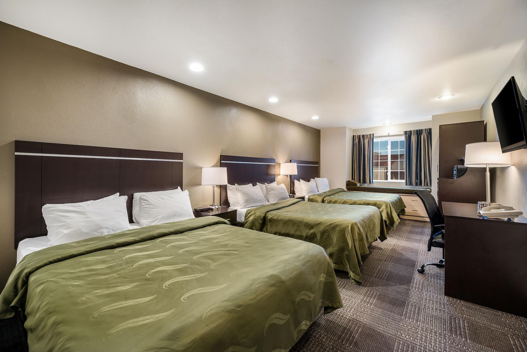 Quality Inn & Suites Near Nas פאלון מראה חיצוני תמונה