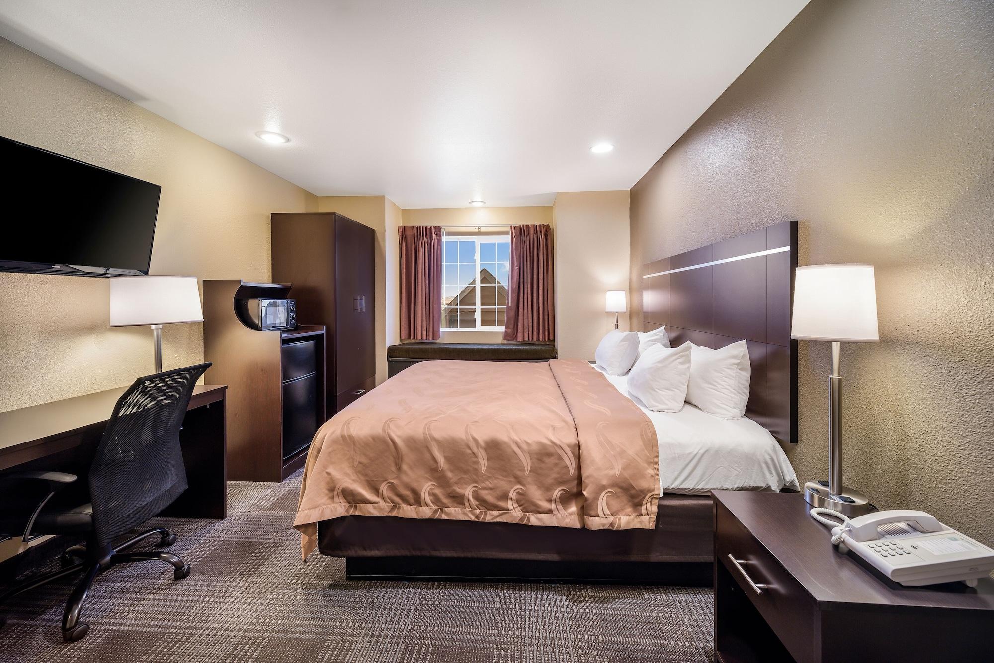 Quality Inn & Suites Near Nas פאלון מראה חיצוני תמונה