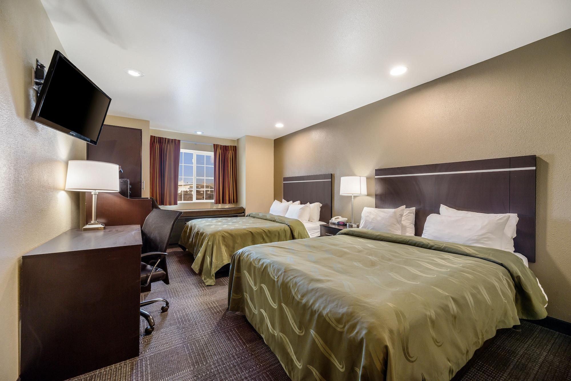 Quality Inn & Suites Near Nas פאלון מראה חיצוני תמונה