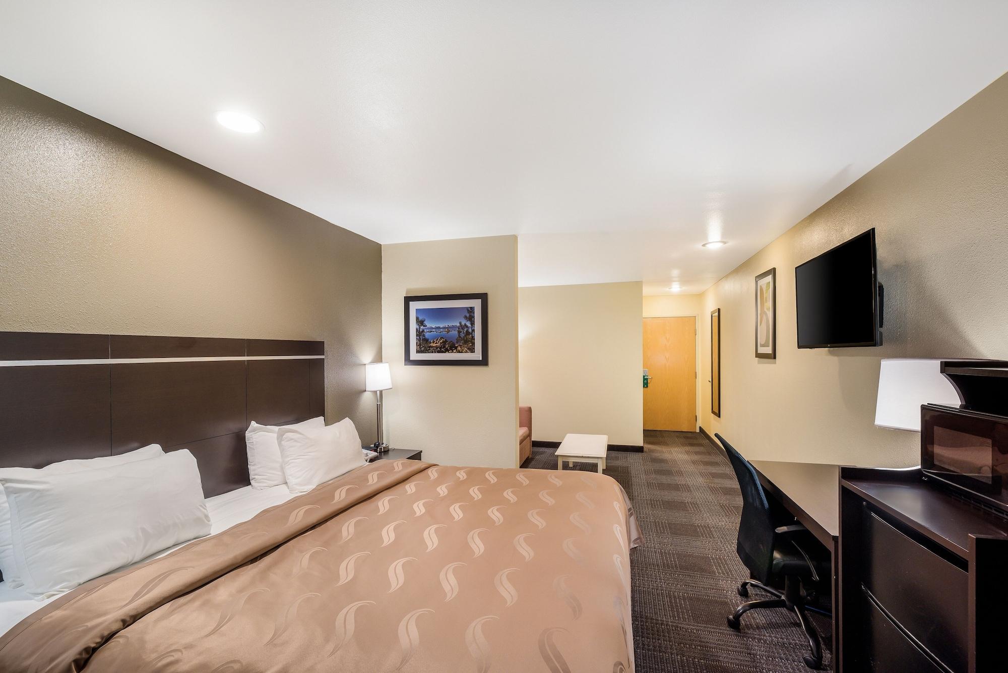 Quality Inn & Suites Near Nas פאלון מראה חיצוני תמונה