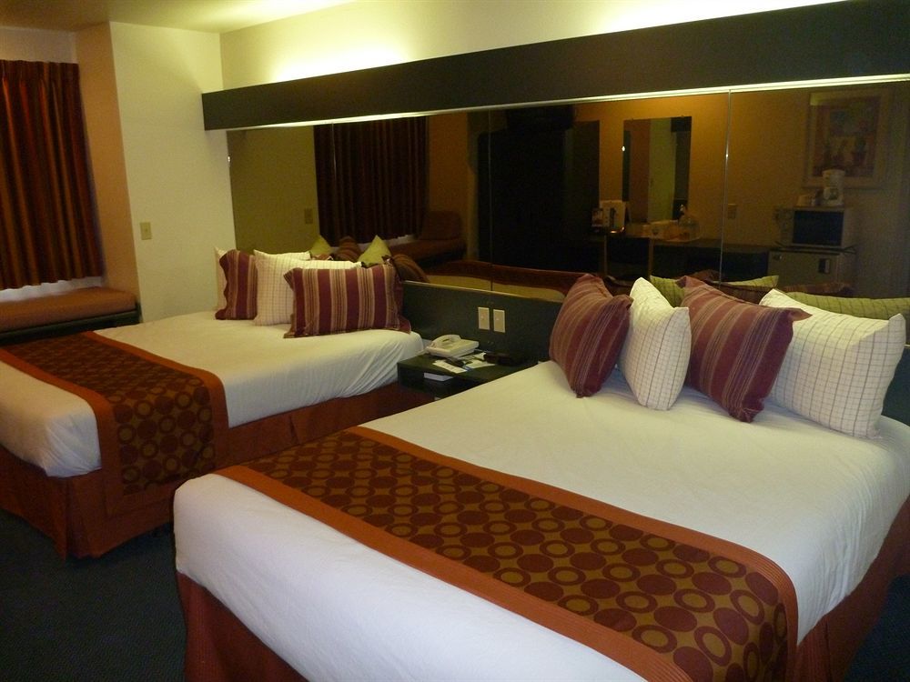 Quality Inn & Suites Near Nas פאלון מראה חיצוני תמונה