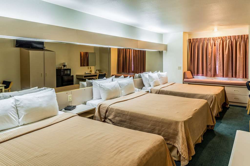 Quality Inn & Suites Near Nas פאלון חדר תמונה